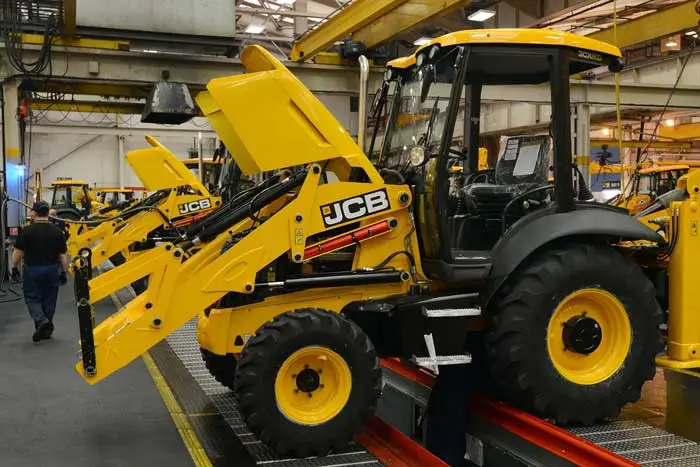 Преимущества покупки запчастей JCB